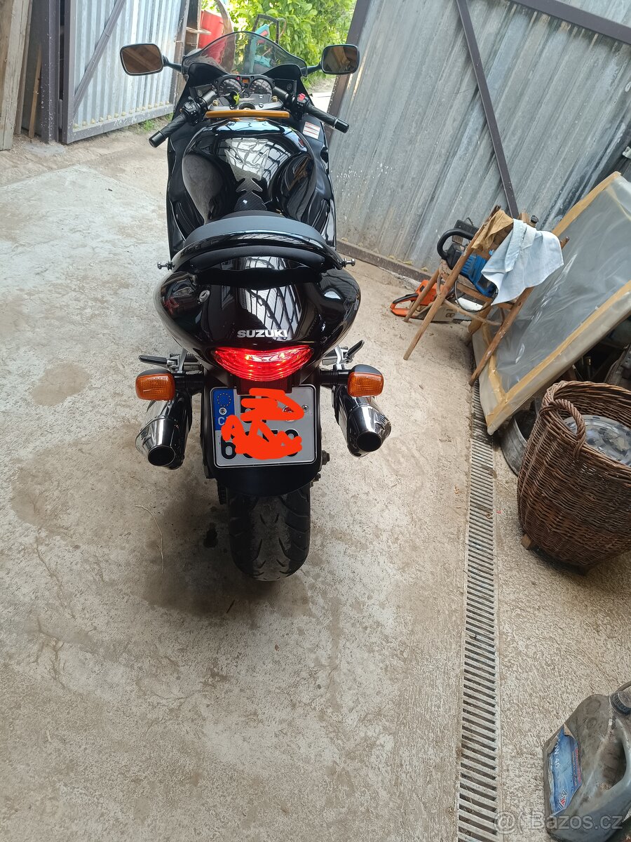 Suzuki GSX-R 1300r hayabusa