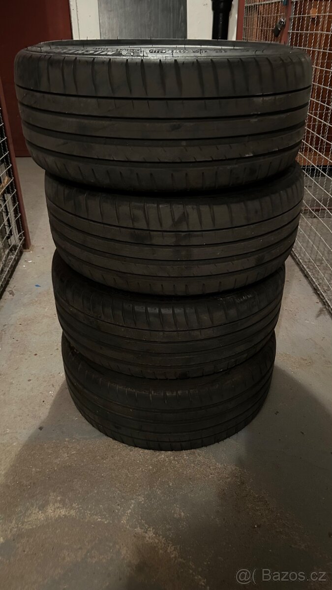 Michelin pilot sport 4 225/40 18