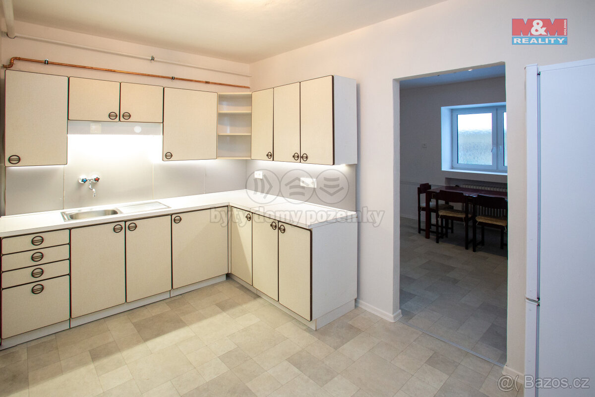 Pronájem bytu 3+1, 85m2, v rodinném domě, v obci Živanice