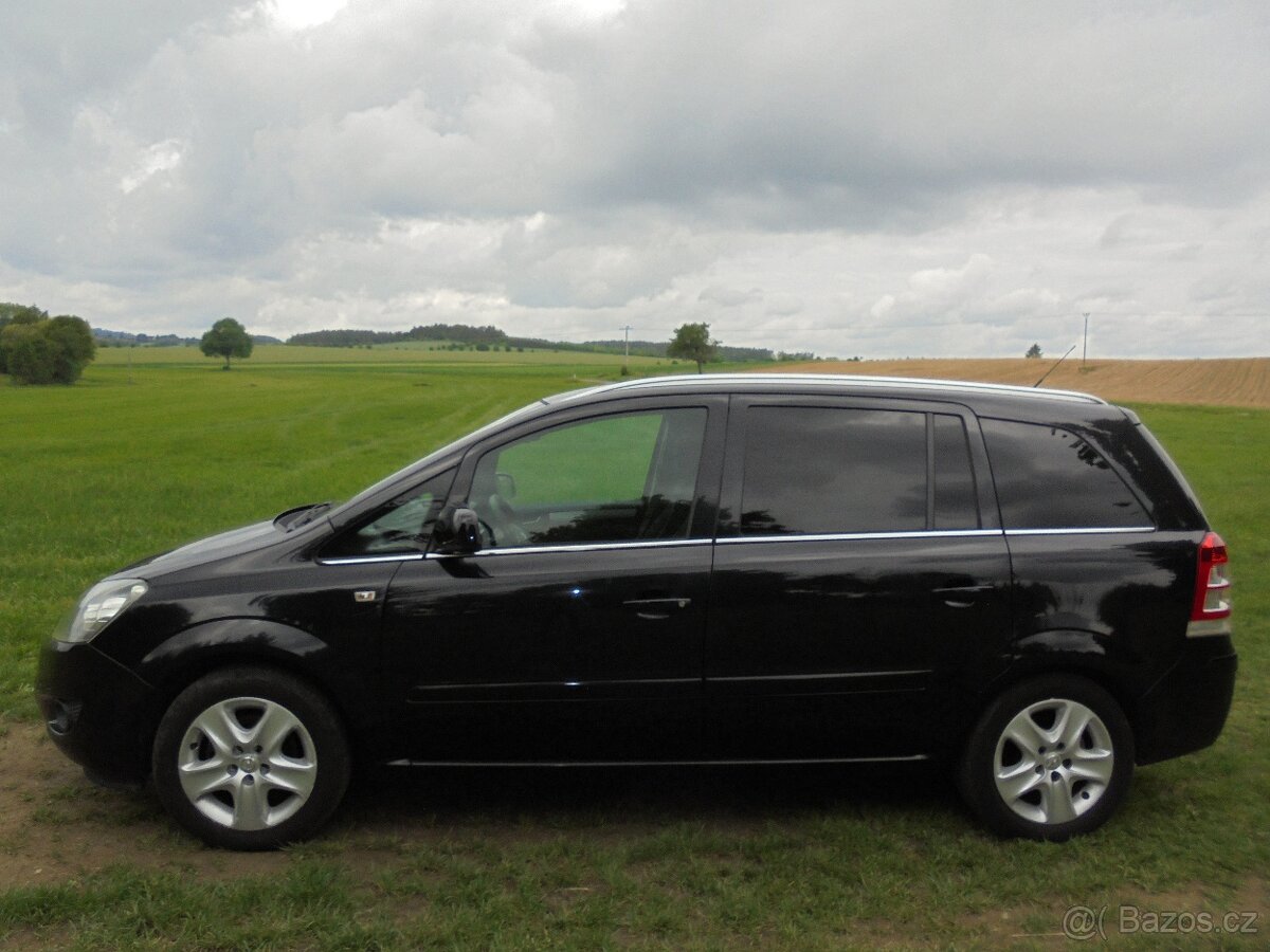 Opel Zafira B 1.8 103KW rok2011, 200000km, Nová STK