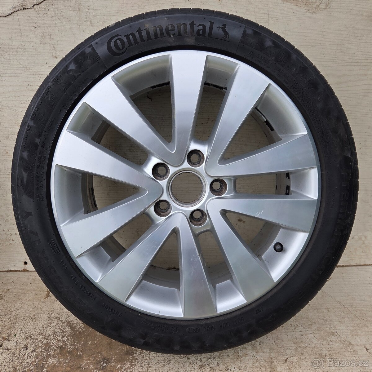 Alu kola VW 17" 5x112, letní Continental 225/45R17
