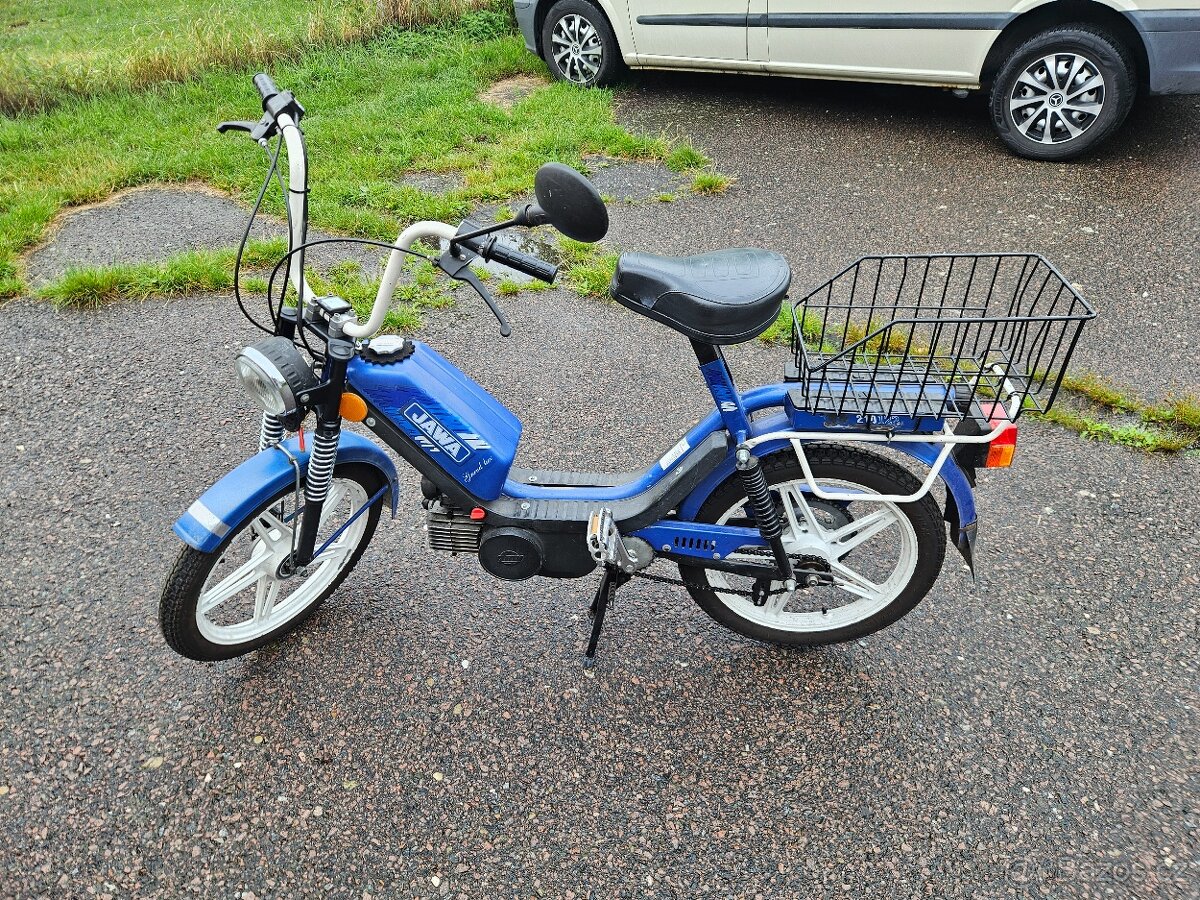 Prodám Babettu 210 (210.122) z roku 1994