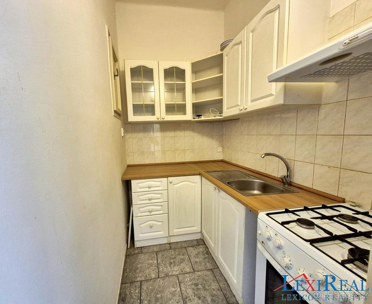 byt 3+1, 74 m2, Praha Nusle - blízko metra
