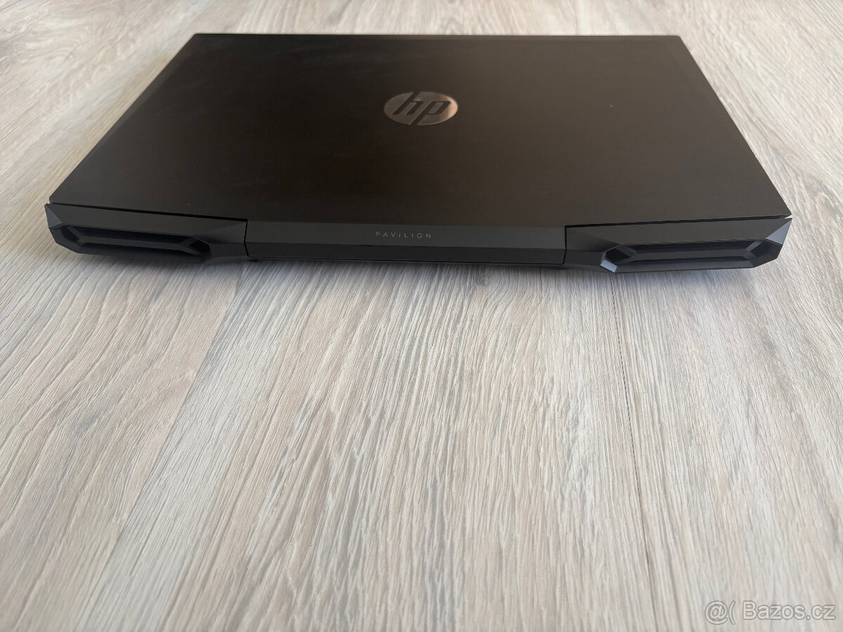HP Pavilion 15
