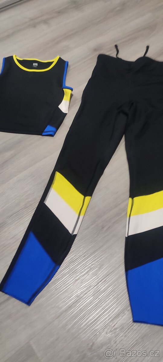 Sportovní set vel. S legíny+tilko