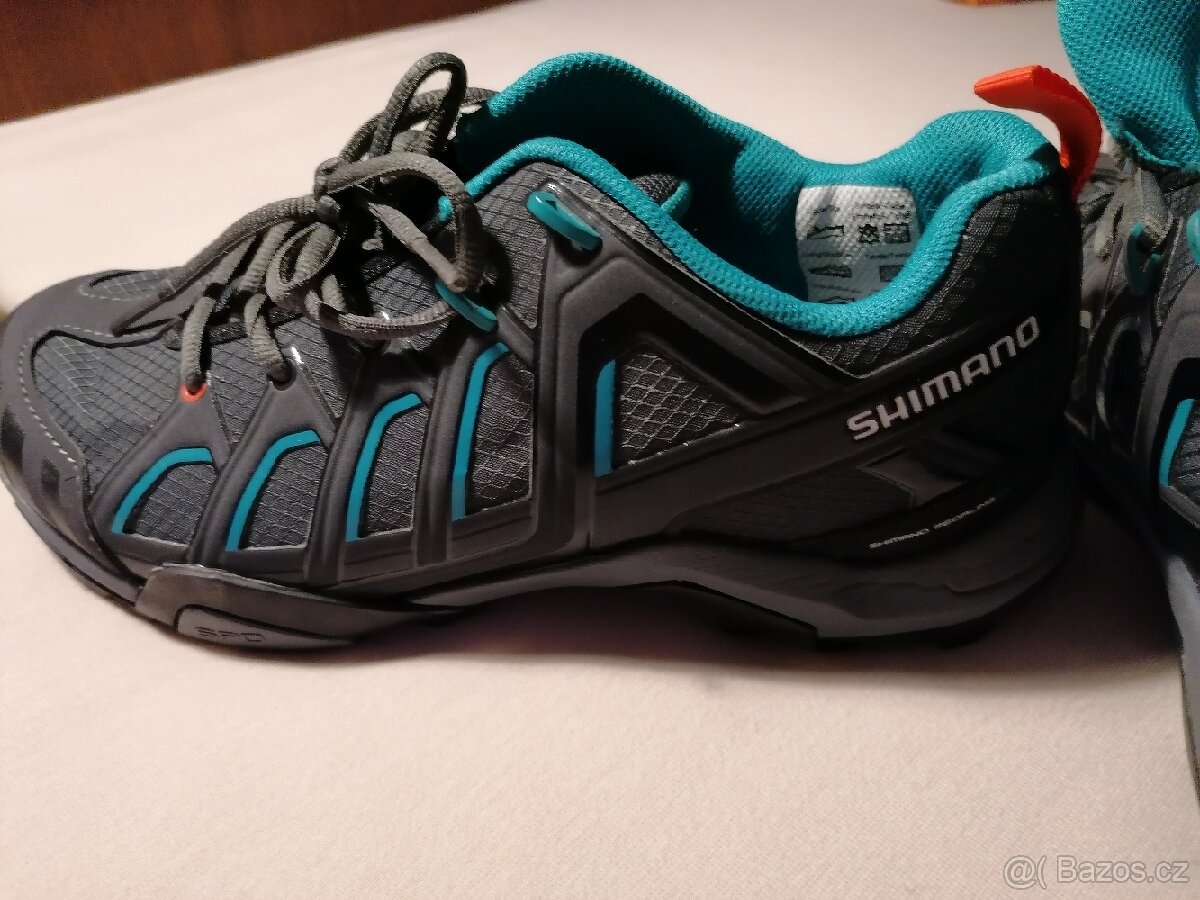 Dámské boty na kolo nové jednou použité velikost 34