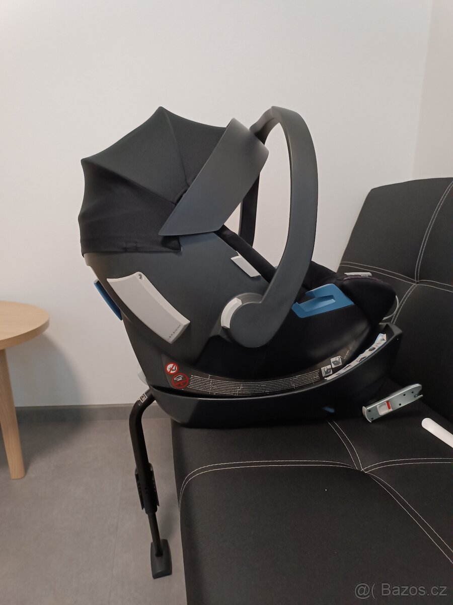 Autosedačka Cybex aton 5 včetně základny