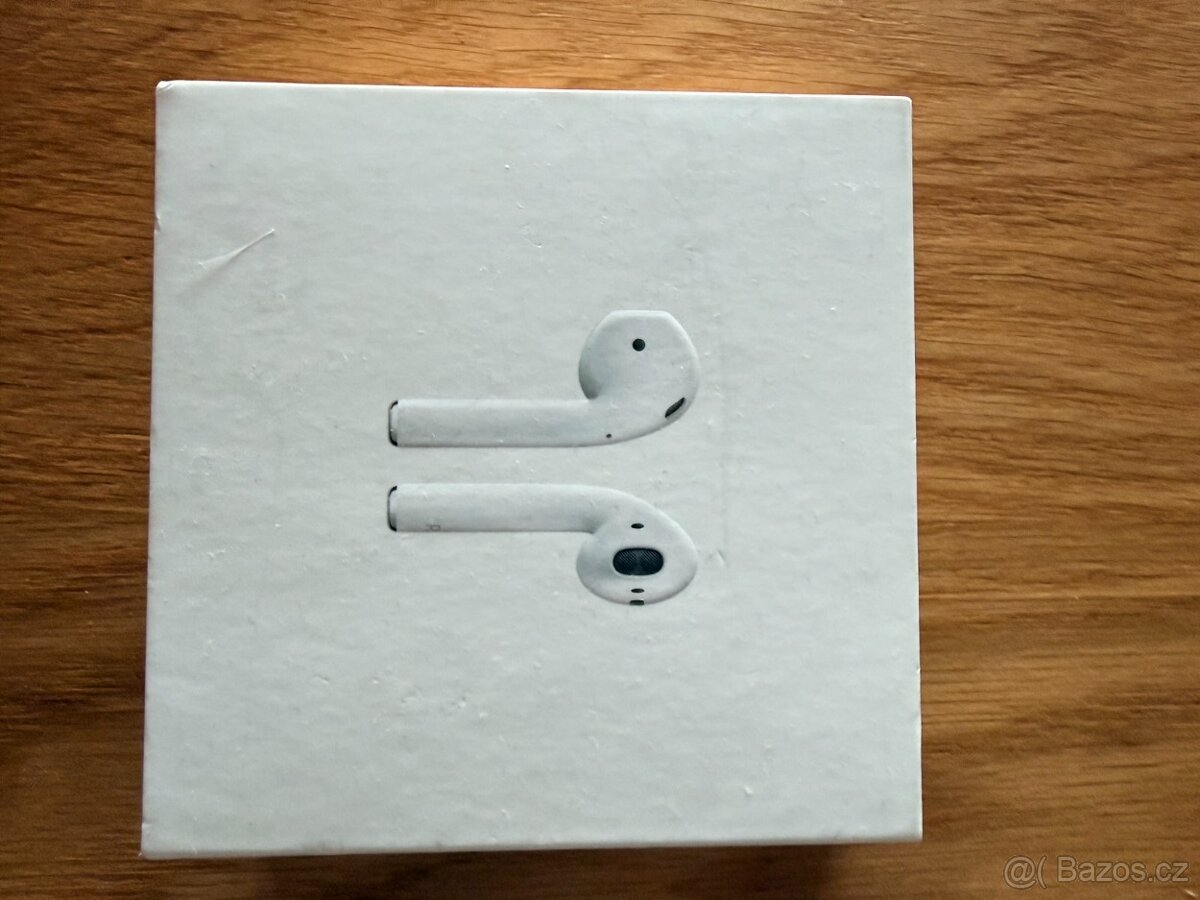 Originální Apple AirPods (1. generace)