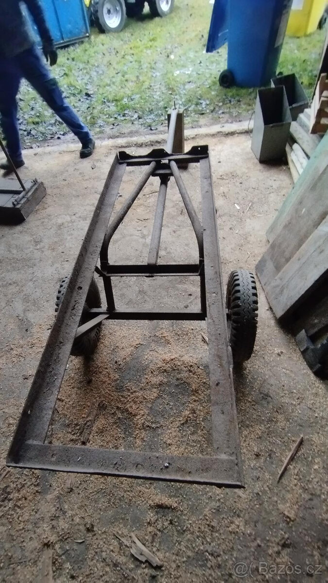 Vozík manipulační,za malotraktor,sekačku,vozík na autogen