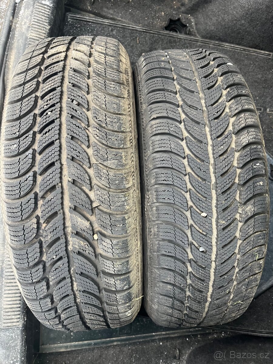 2x 195/65/15 zimni SAVA 7,7mm