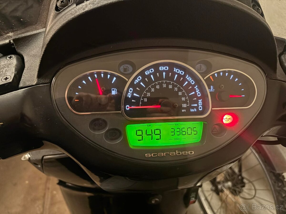 Scarabeo aprilia 200