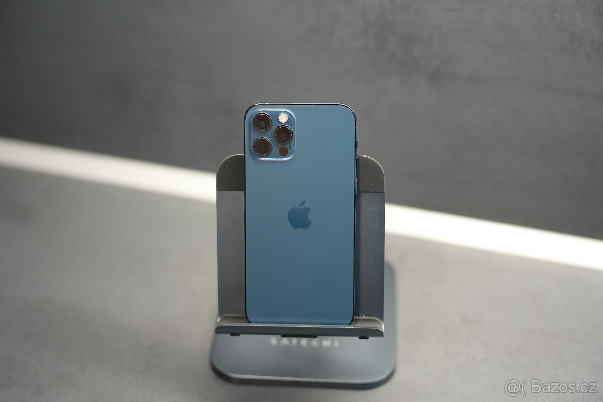 Apple iPhone 12 Pro 128 GB - modrý