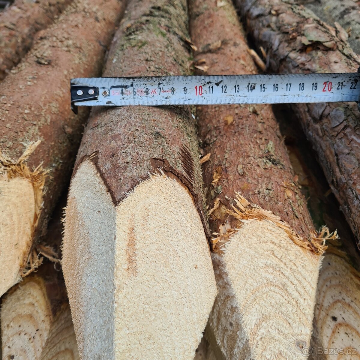 Dřevěné kůly, na ohrady a ploty