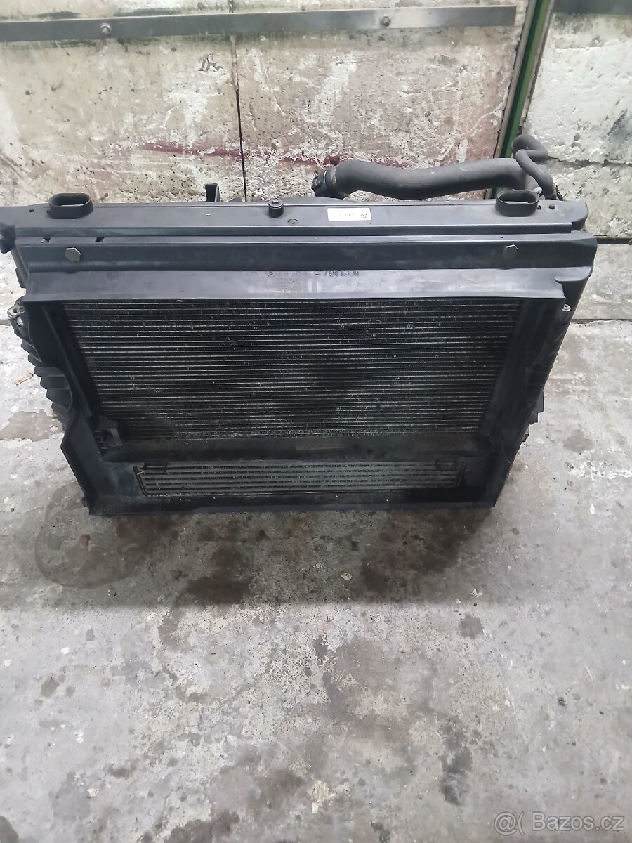 Chladičova stěna z BMW e61 520d130kw n47d20a