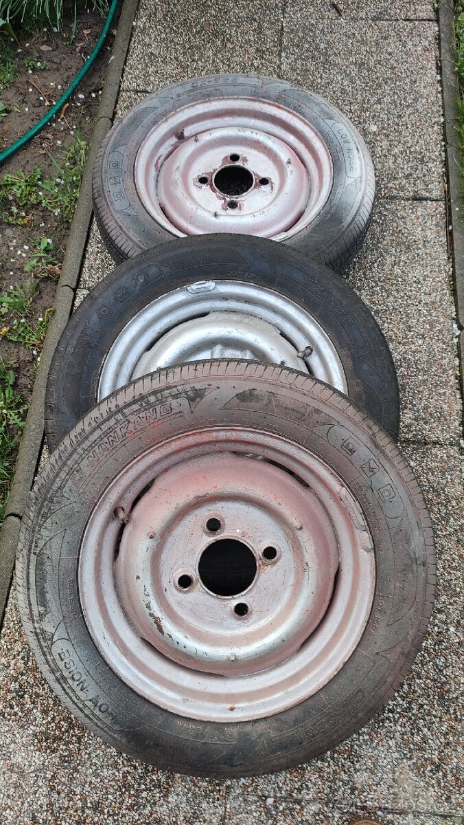 Kola 145 / R15 - Octavia -felicia - Spartak.