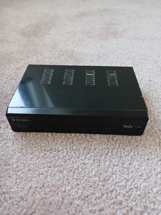 Set-top box GoGEN DVB 282 T2 PVR černý včetně HDMI kabelu