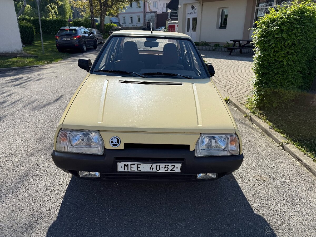 ŠKODA FAVORIT 135LS
