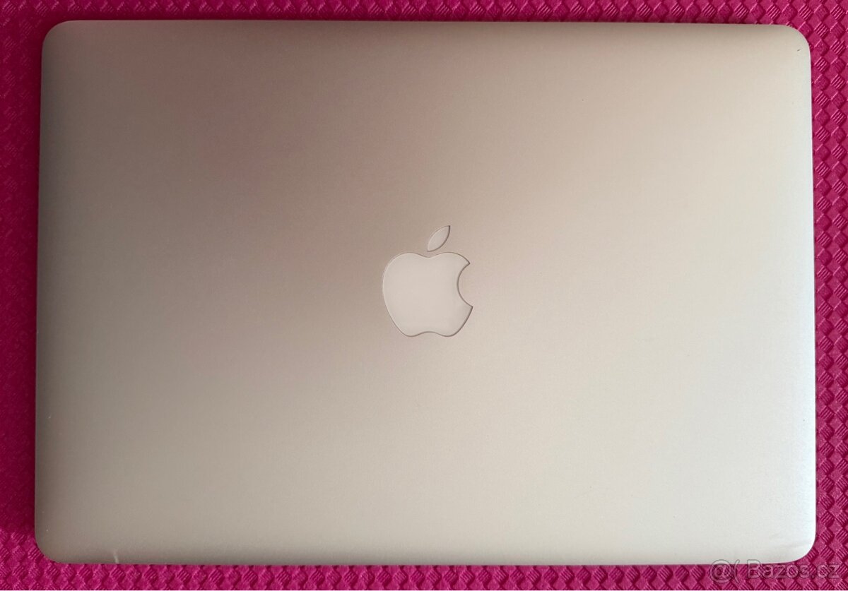 MacBook Air 13" (2013)