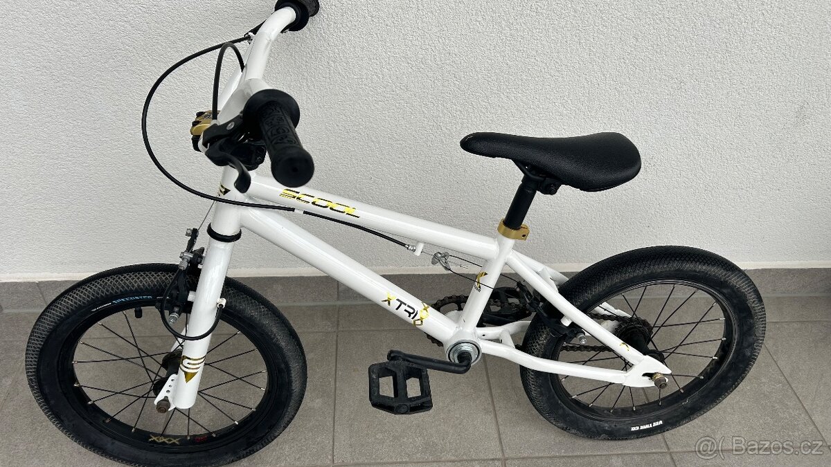 S’COOL XtriX mini 16 Dětské BMX kolo bílé / zlaté