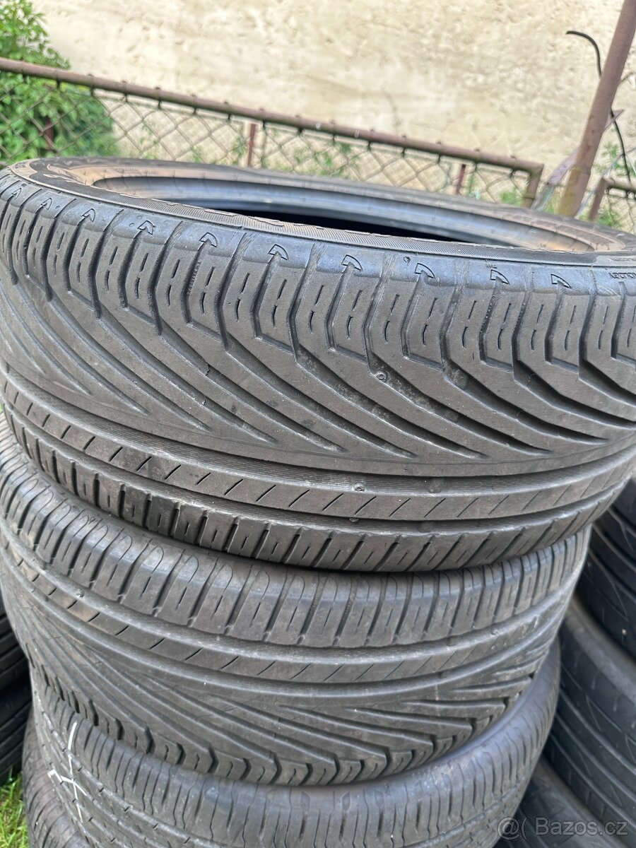 2ks letních pneu 235/55 R18 - Uniroyal