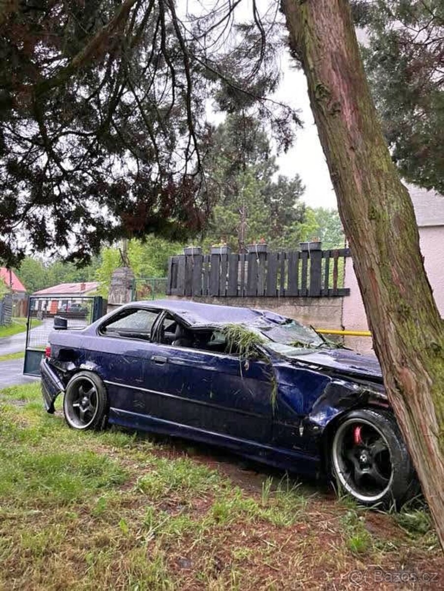 Na díly bmw e36 318is