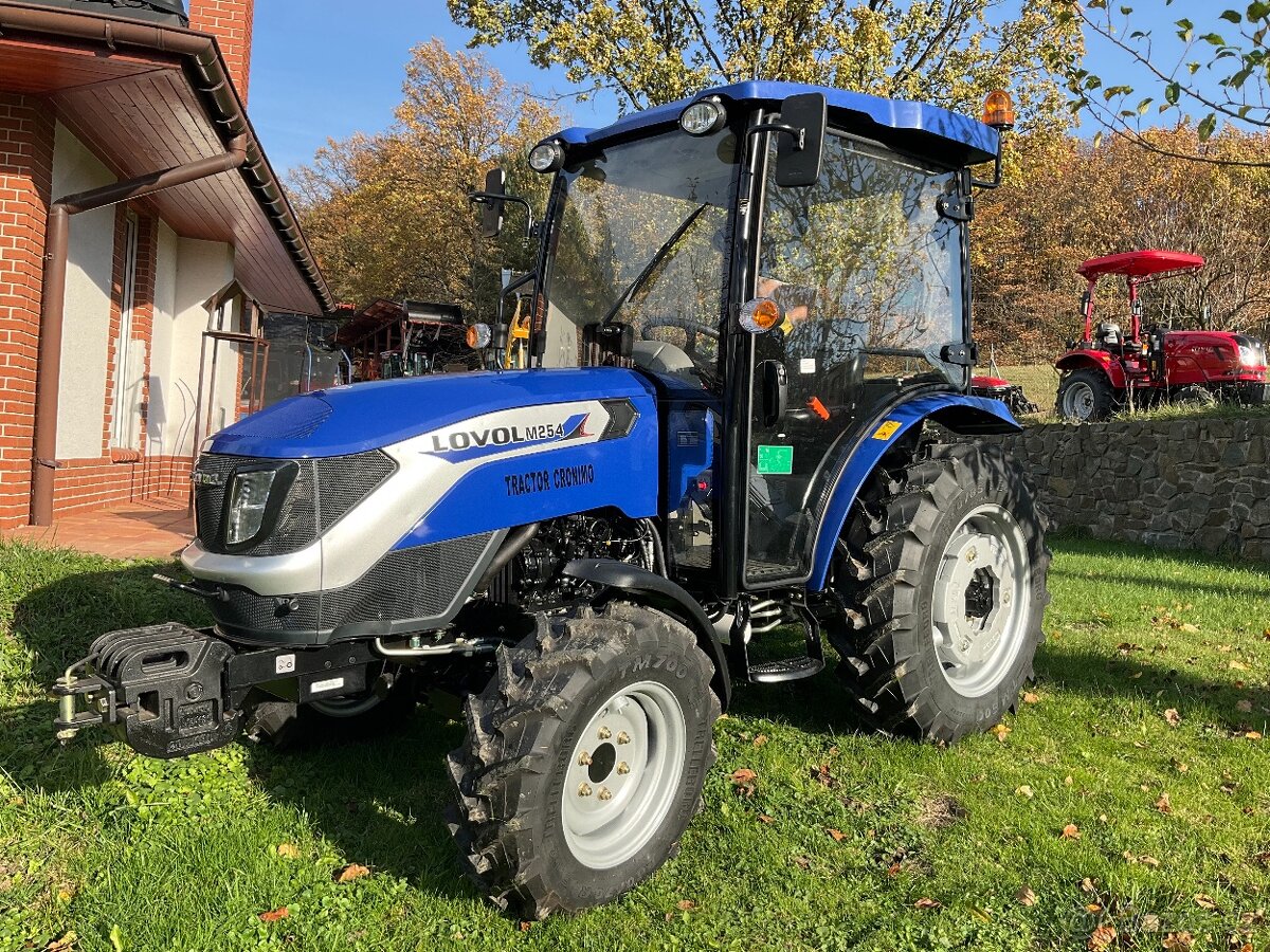 Traktor s kabinou 4x4, traktor LOVOL M254 na SPZ, EURO 5