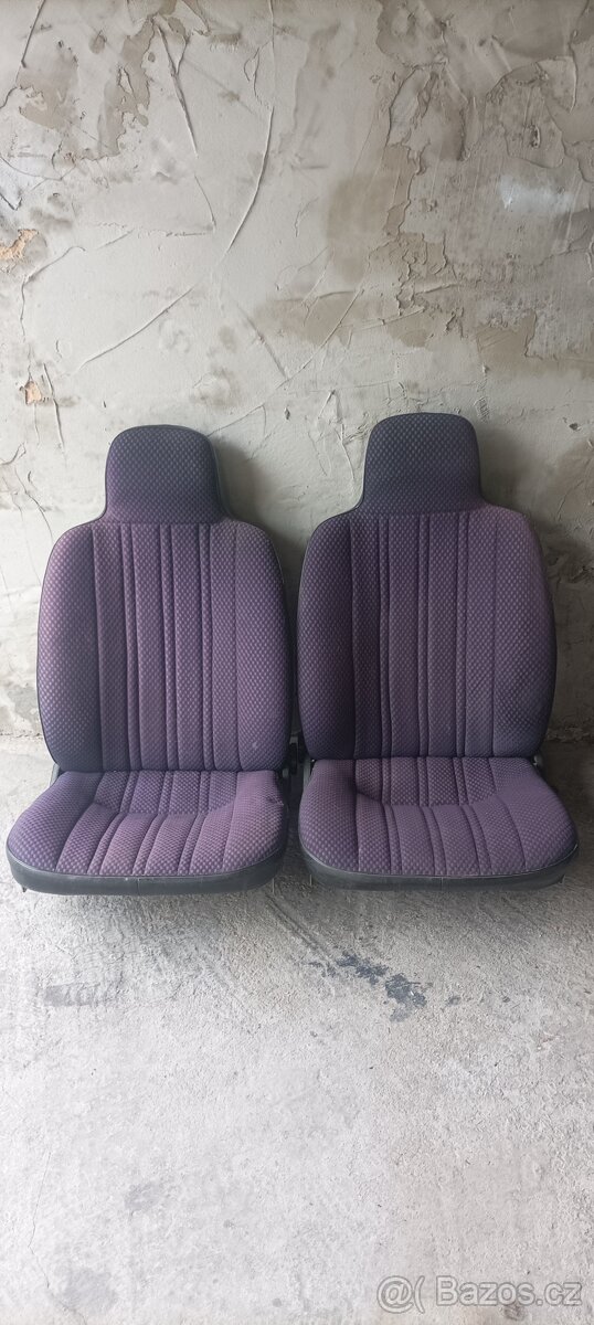 Škoda Rapid komplet sedačky+ipury