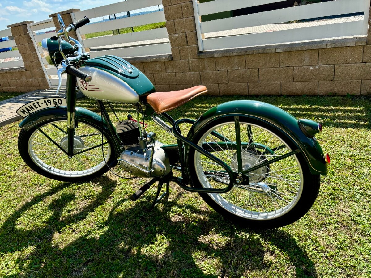 Jawa manet 90.