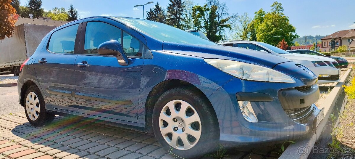 Výcvikový vůz autoškoly Peugeot 308