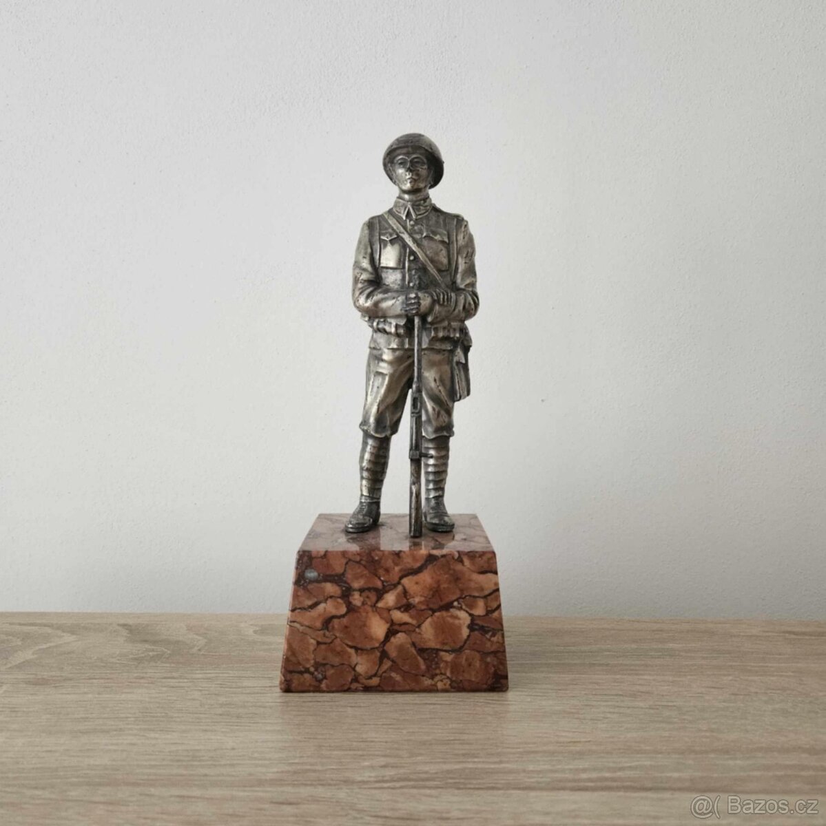 STAROŽITNÁ SOCHA LEGIONÁŘE - RARITA