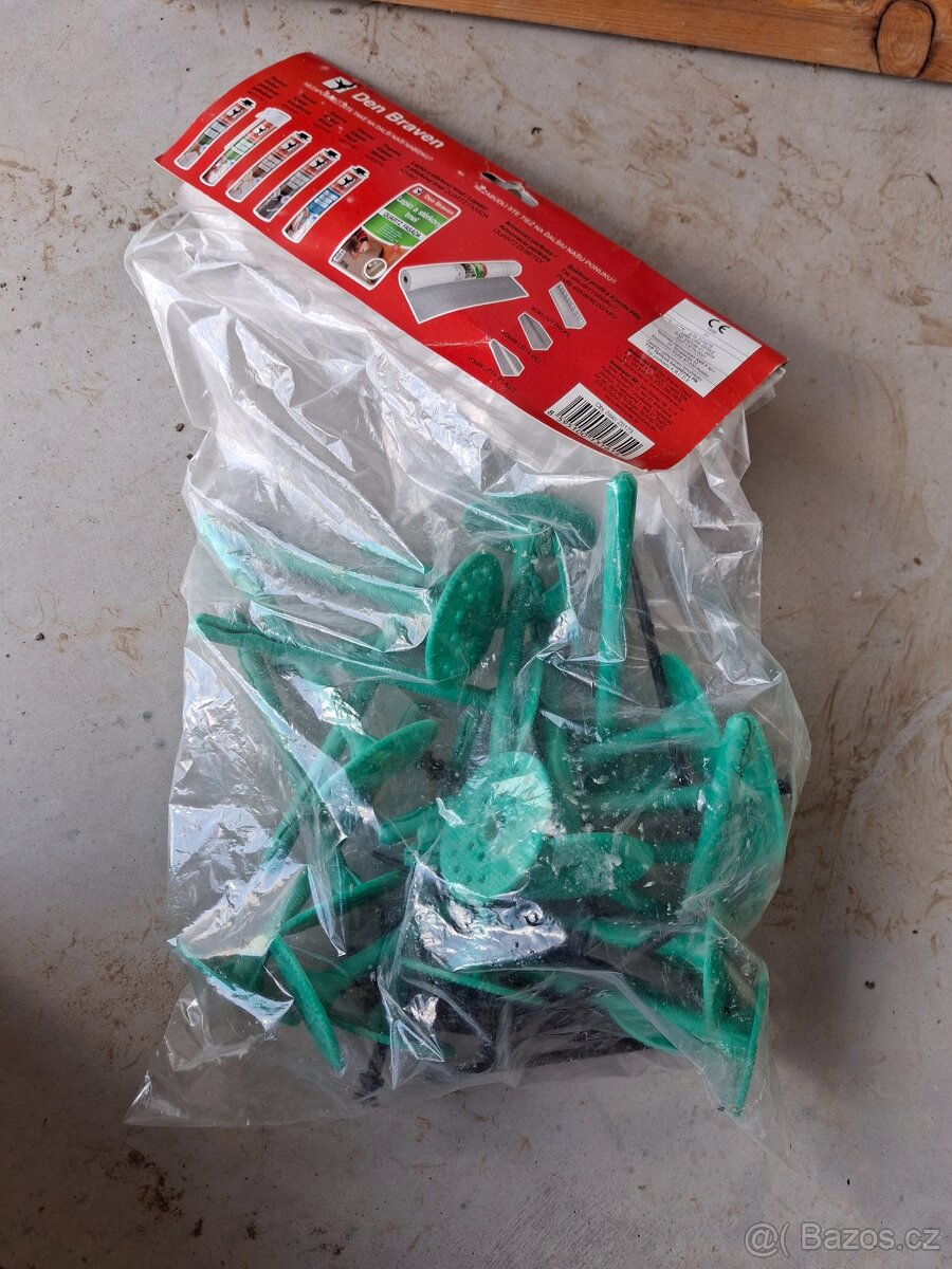 Plastové kotvy