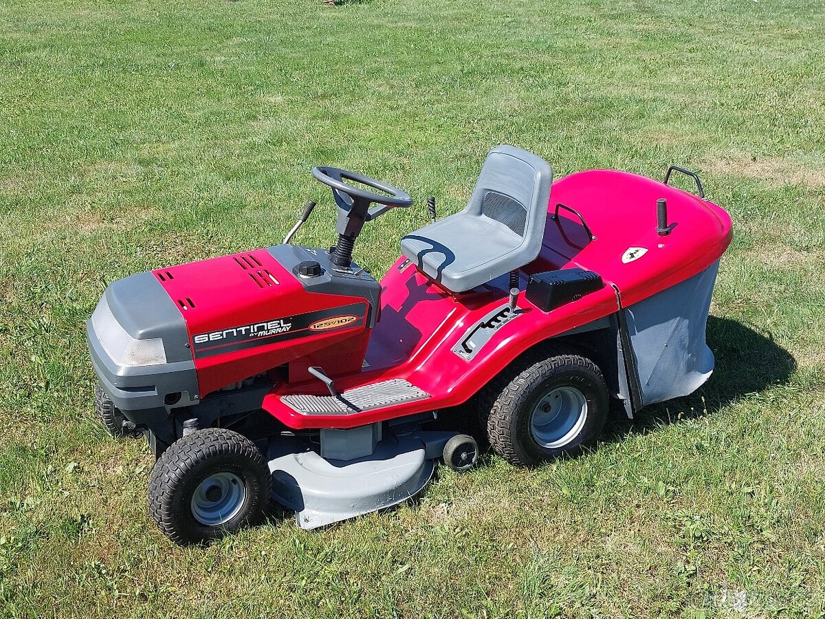 Prodam trakturek Murray Sentinel
