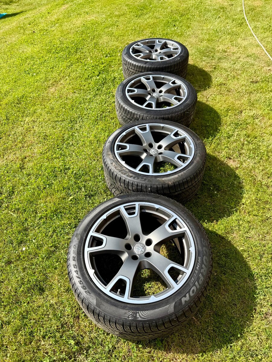 Originální sada zimních kol Maserati Levante 20, 5x114,3