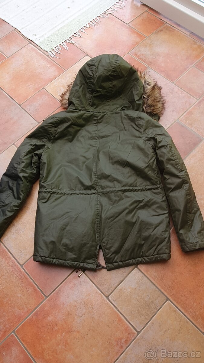 Divčí bunda parka vel.38