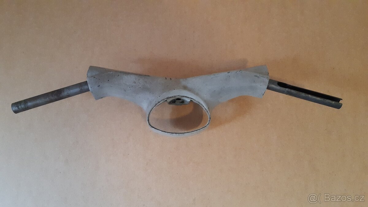 skútr Čezeta 175 502/05 řídítka