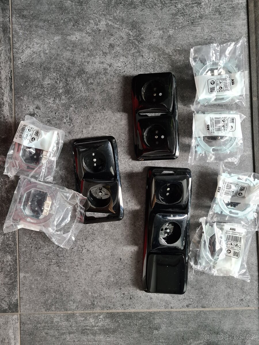 Zásuvky a vypínač ABB Tango/černá