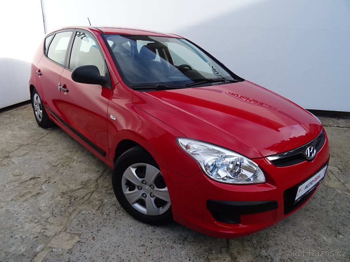 Hyundai i30 1.4i,80kW,NovéČR,s.kniha,klima,