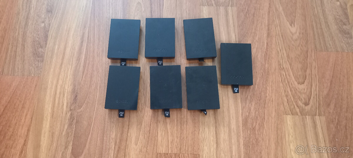 Prodám pevné disky HDD na XBOX 360