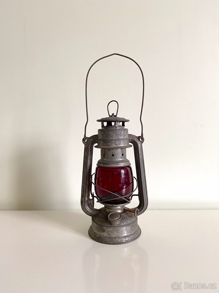Stará petrolejová lampa petrolejka BAT 158 Nemecko