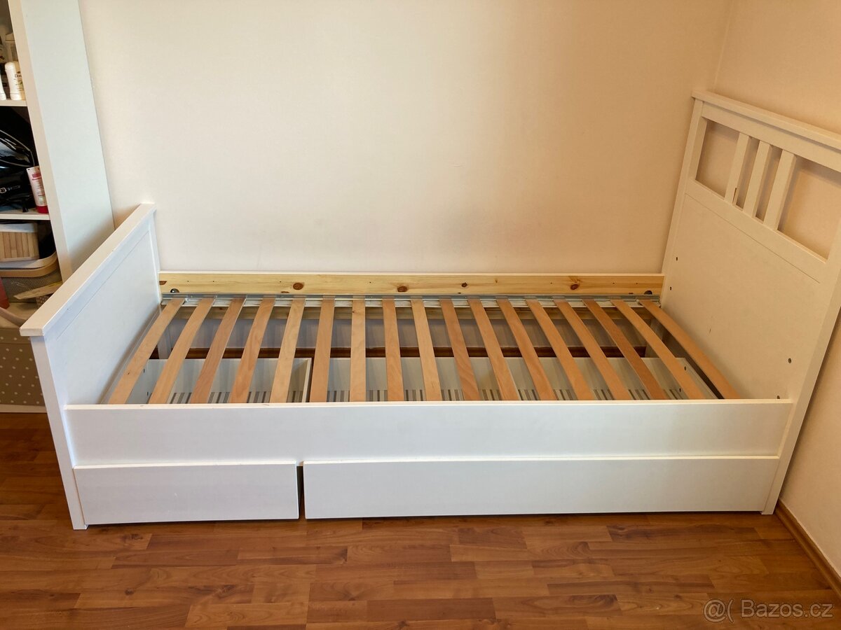 Rám postele Hemnes 90x200 s roštem a šuplíky