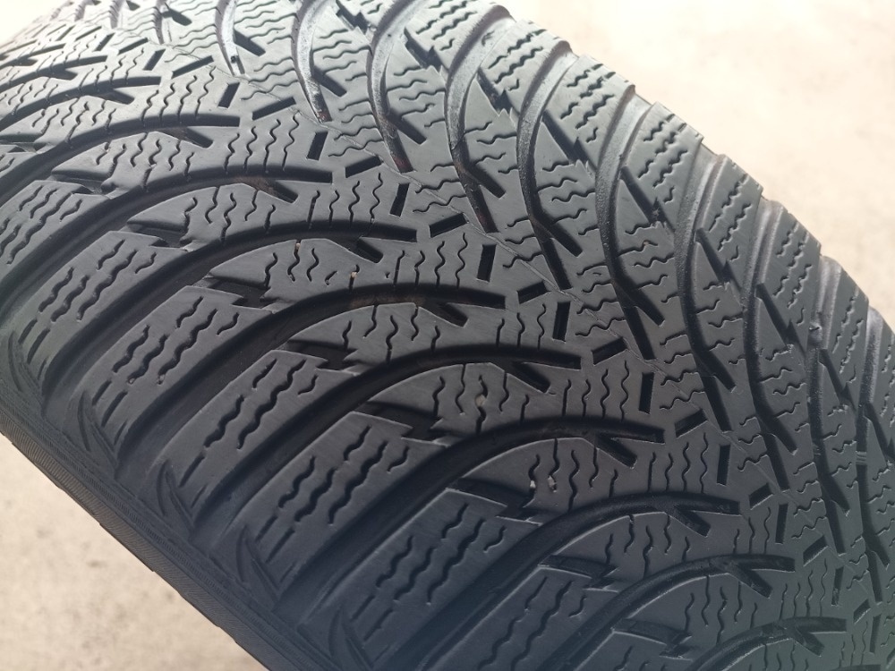 215/60 R16 KUMHO (1316)