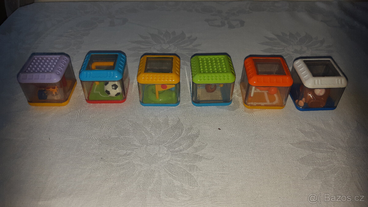 hračky kostičky