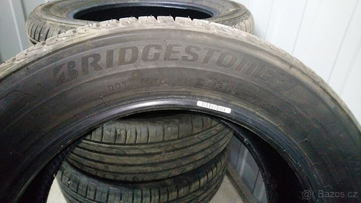 Pneumatiky 195/60 R16
