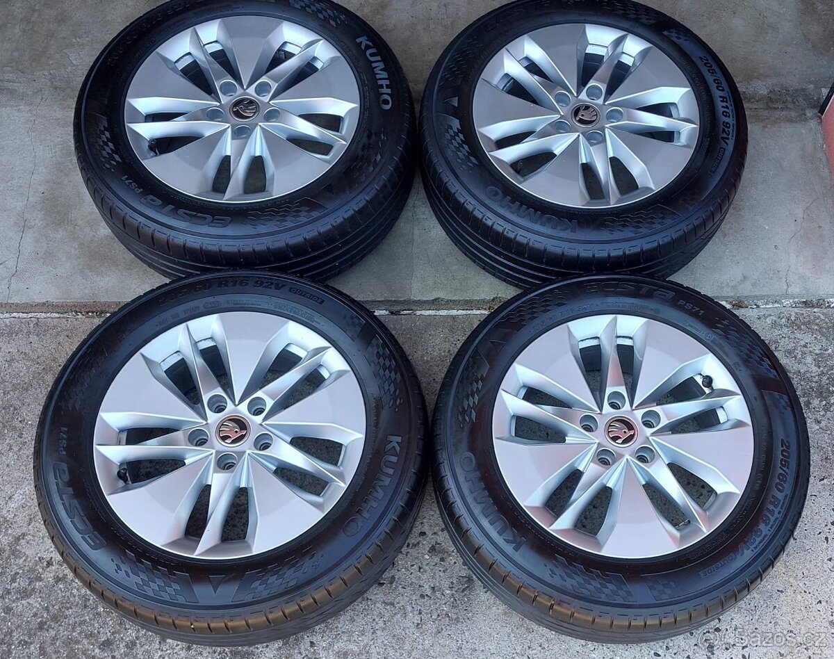 Octavia IV.+III.-letní orig.-16"Alu"TwisterAero"+pn.KUMHO