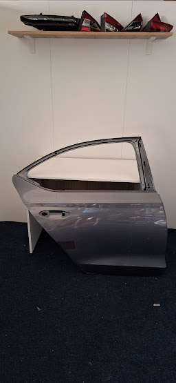 ZADNÍ DVEŘE OCTAVIA 4 pz
