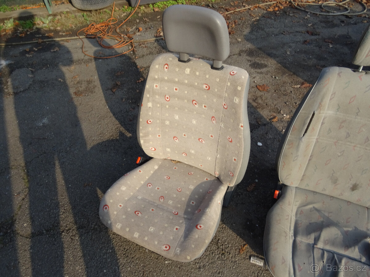 Sedačka řidiče VW T4