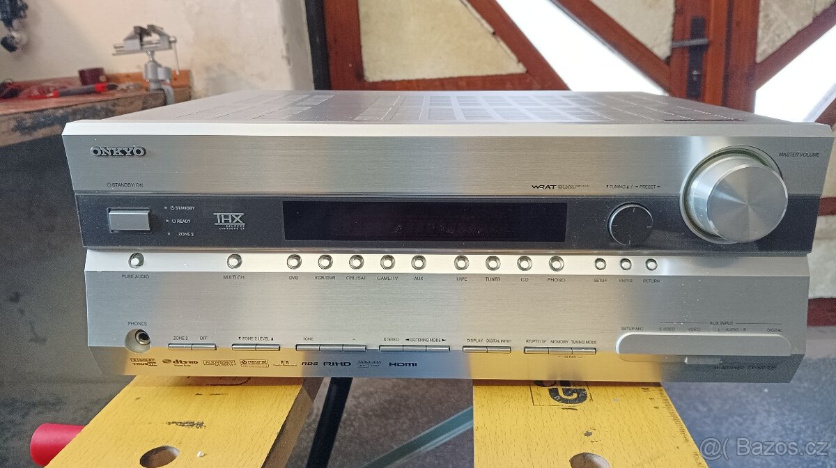 Hifi receiver Onkyo tx-sr 705.