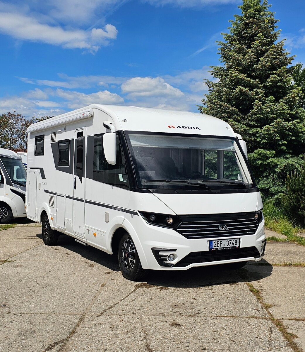 205PS ADRIA SONIC 3.5t 2,3 Iveco 4místa 7M 600 OBYTNÉ AUTO