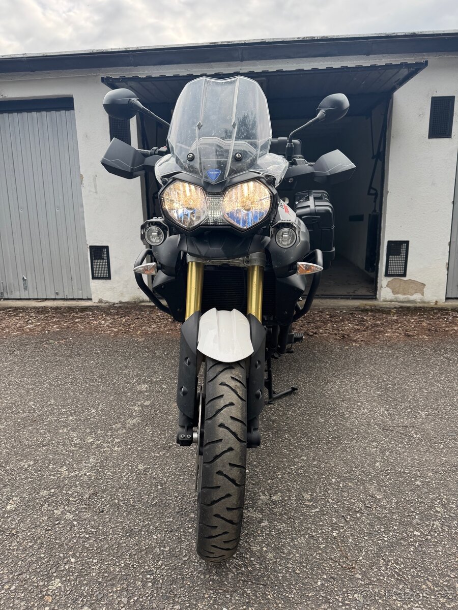 Triumph Tiger 800