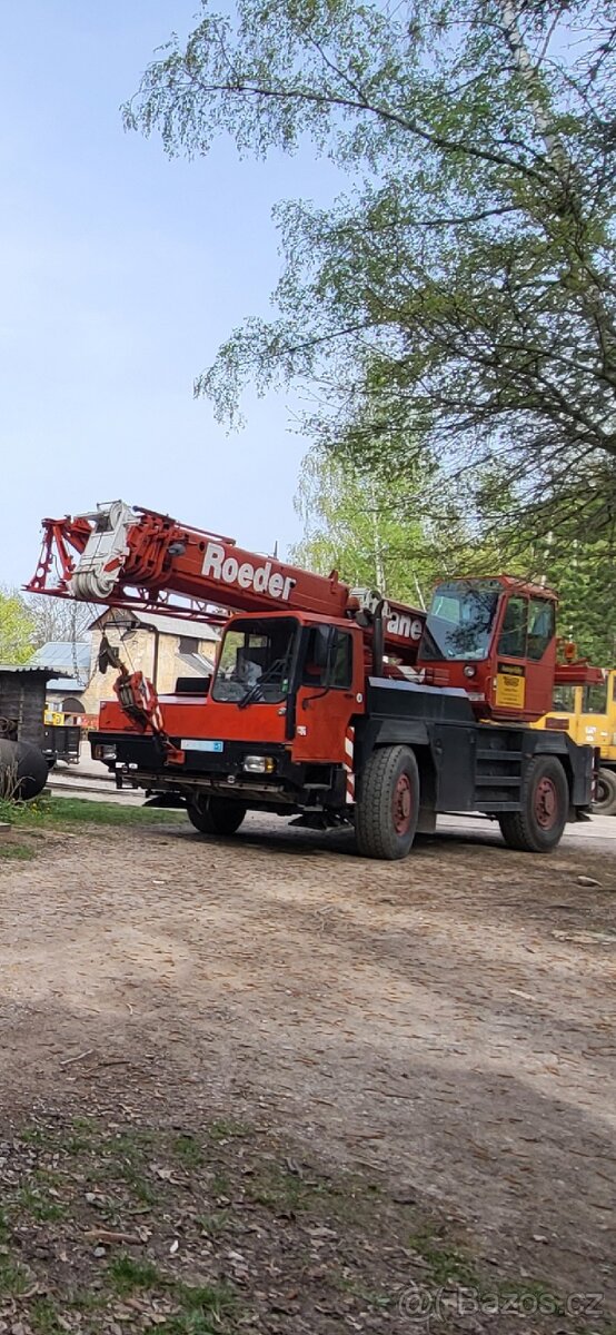 Autojerab Liebherr LTM 1030